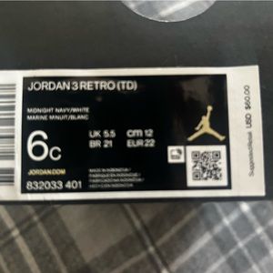 JORDAN 3 RETRO (TD)
MIDNIGHT NAVY/WHITE
MARINE MINUIT/BLANC